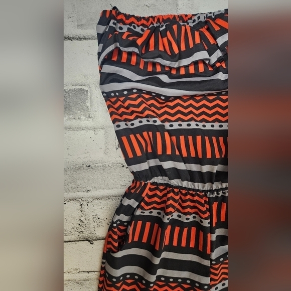 Honey & Sunny Strapless Capri Jumpsuit - Picture 4 of 5